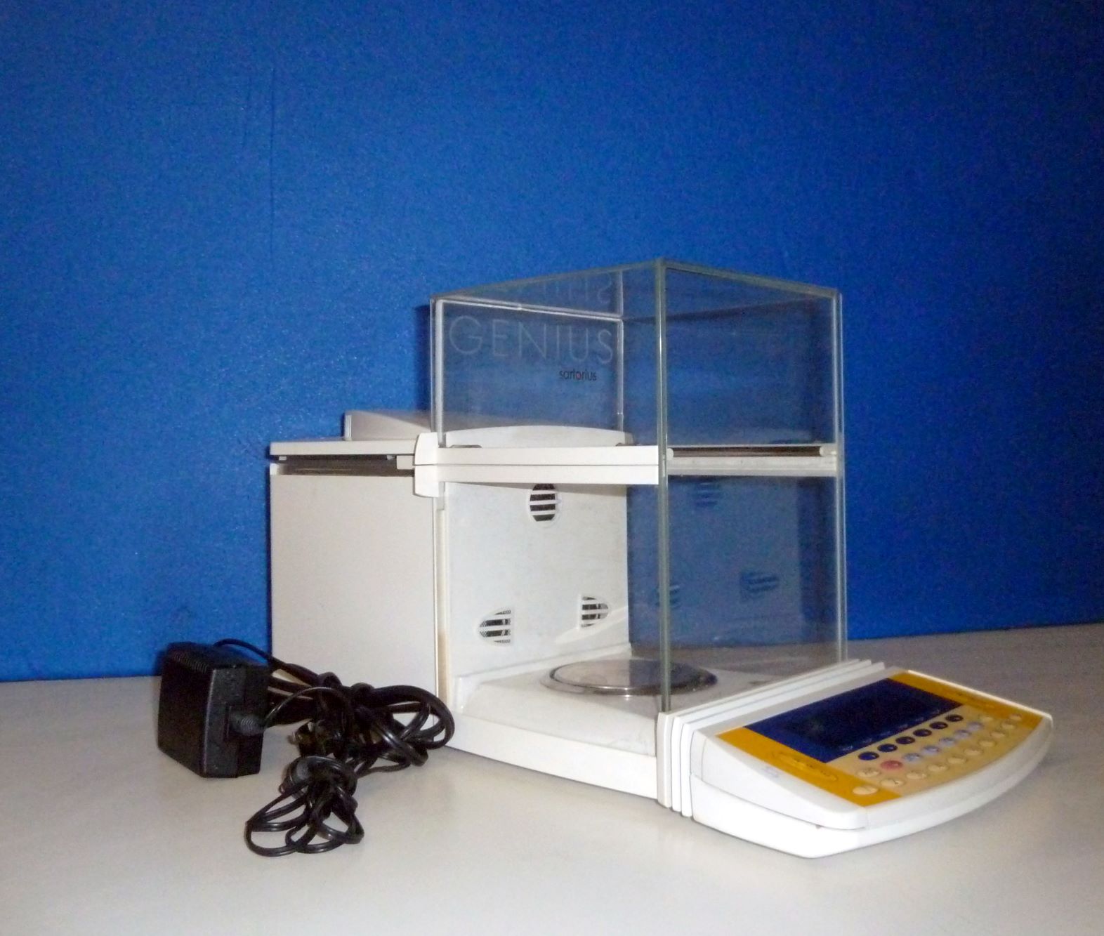 Analytical Balance Sartorius Genius (image for) Analytical Balance Sartorius Genius